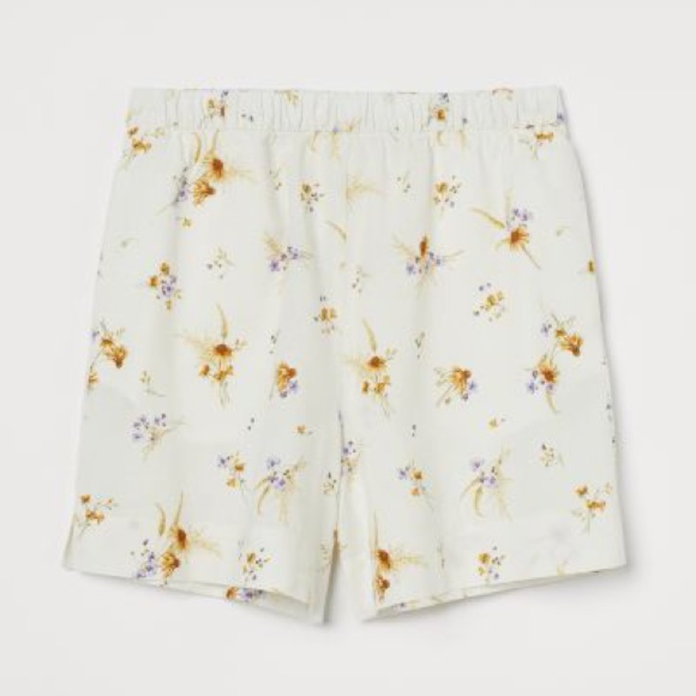 H&M wildflower linen blend shorts